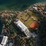 Design Am Ossiacher Mit Seezugang Villach