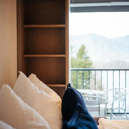 Design Am Ossiacher Mit Seezugang Apartment Villach